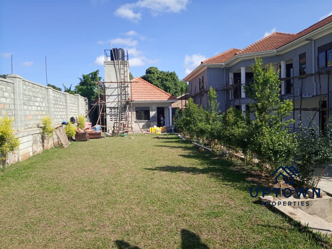 Mansion for sale in Kajjansi Wakiso