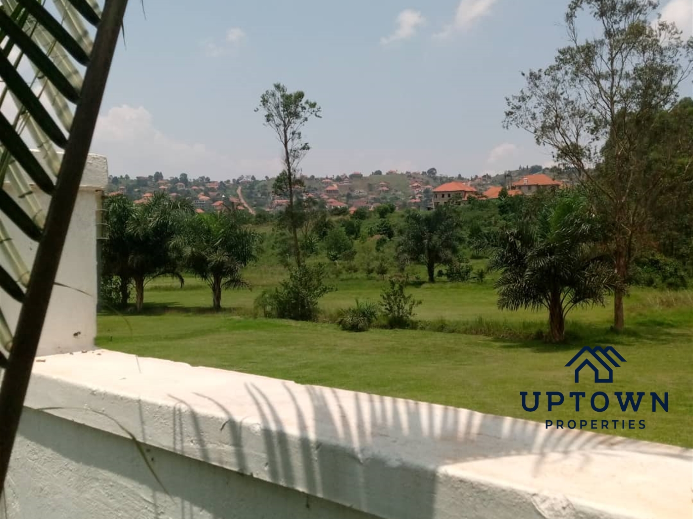 Storeyed house for sale in Bwebajja Wakiso