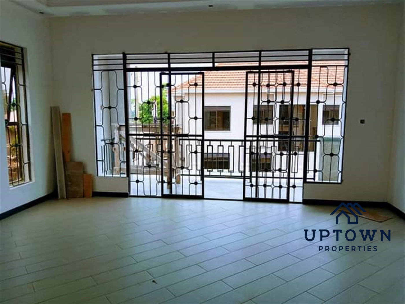 Mansion for sale in Kyaliwajjala Wakiso