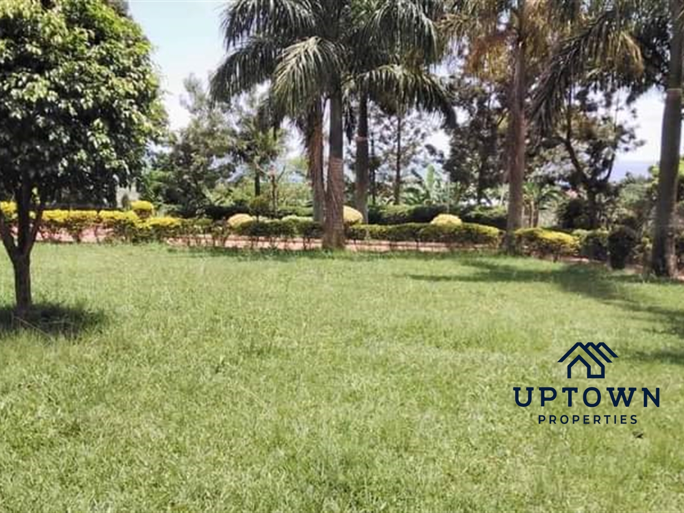 Mansion for sale in Bwelenga Wakiso