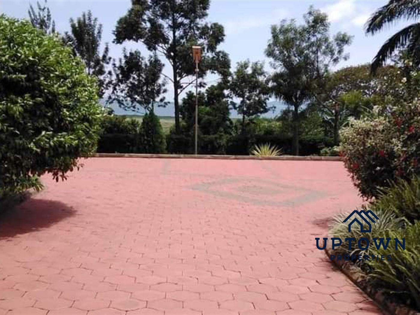 Mansion for sale in Bwelenga Wakiso