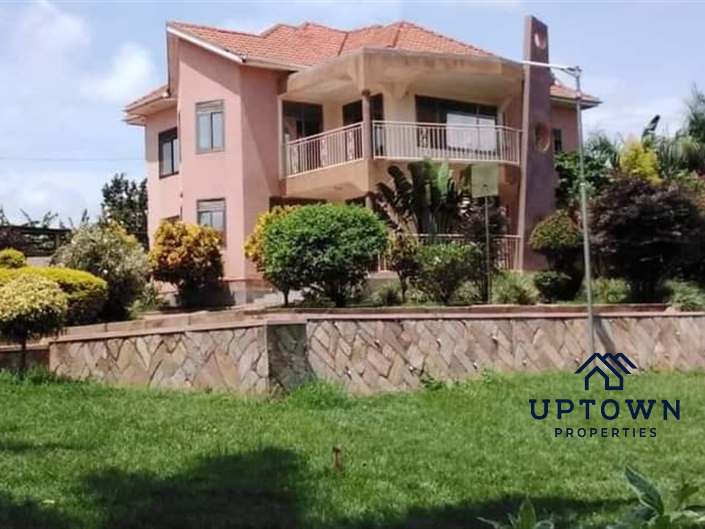 Mansion for sale in Bwelenga Wakiso