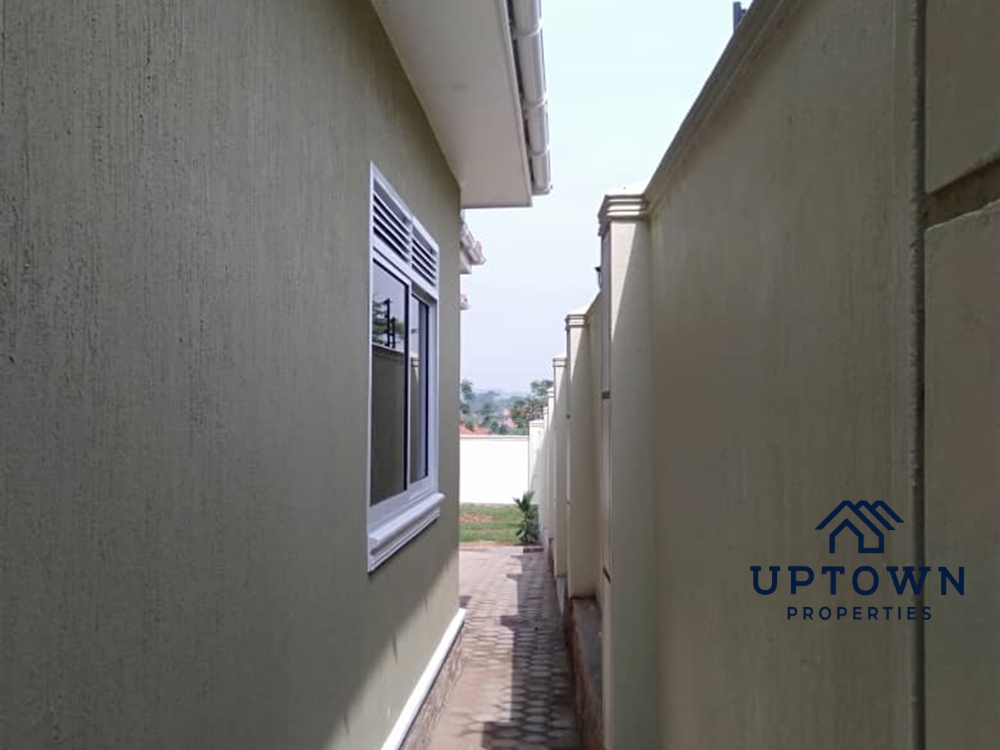 Bungalow for sale in Kitende Wakiso