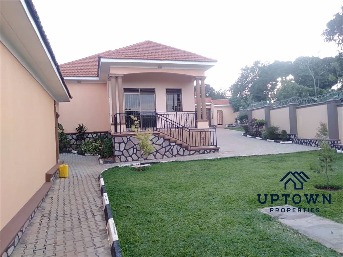 Bungalow for sale in Bwebajja Wakiso