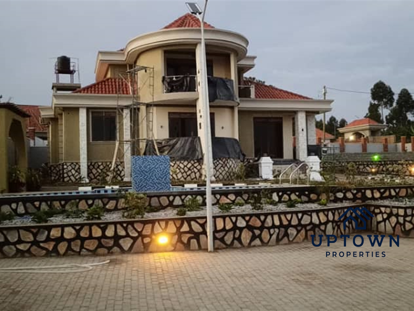 Mansion for sale in Matugga Wakiso