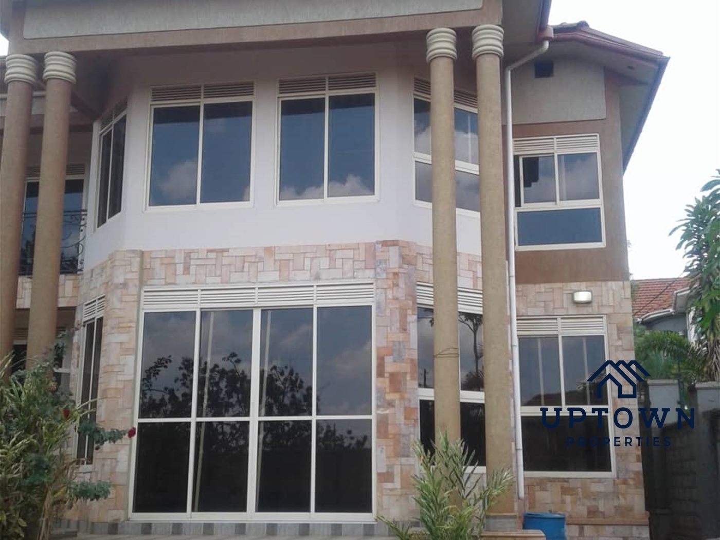 Storeyed house for sale in Mutundwe Kampala