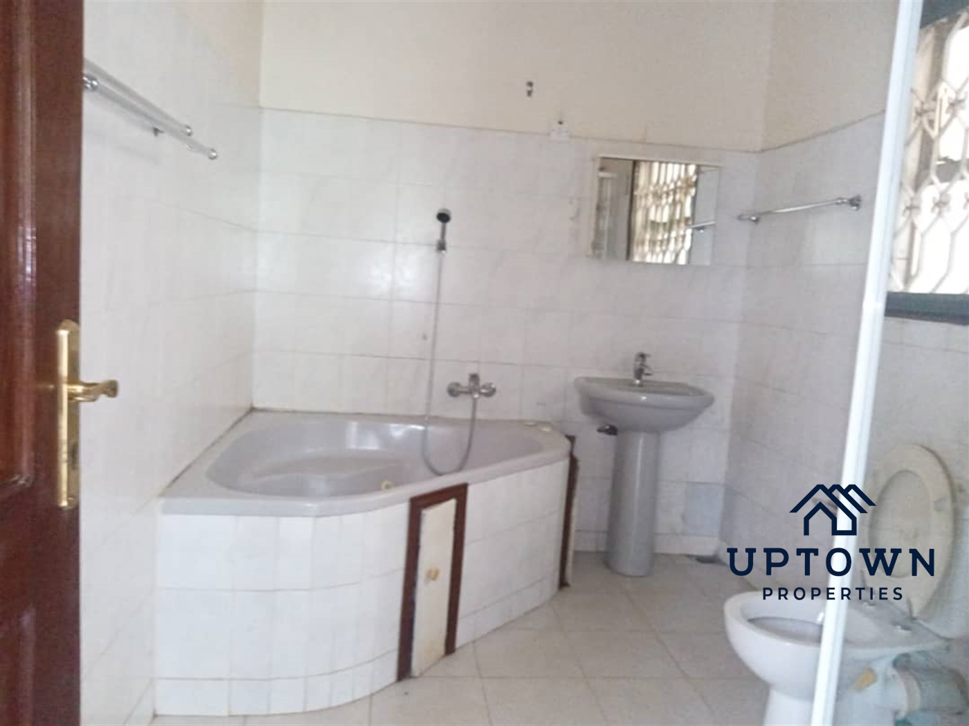 Bungalow for rent in Naguru Kampala