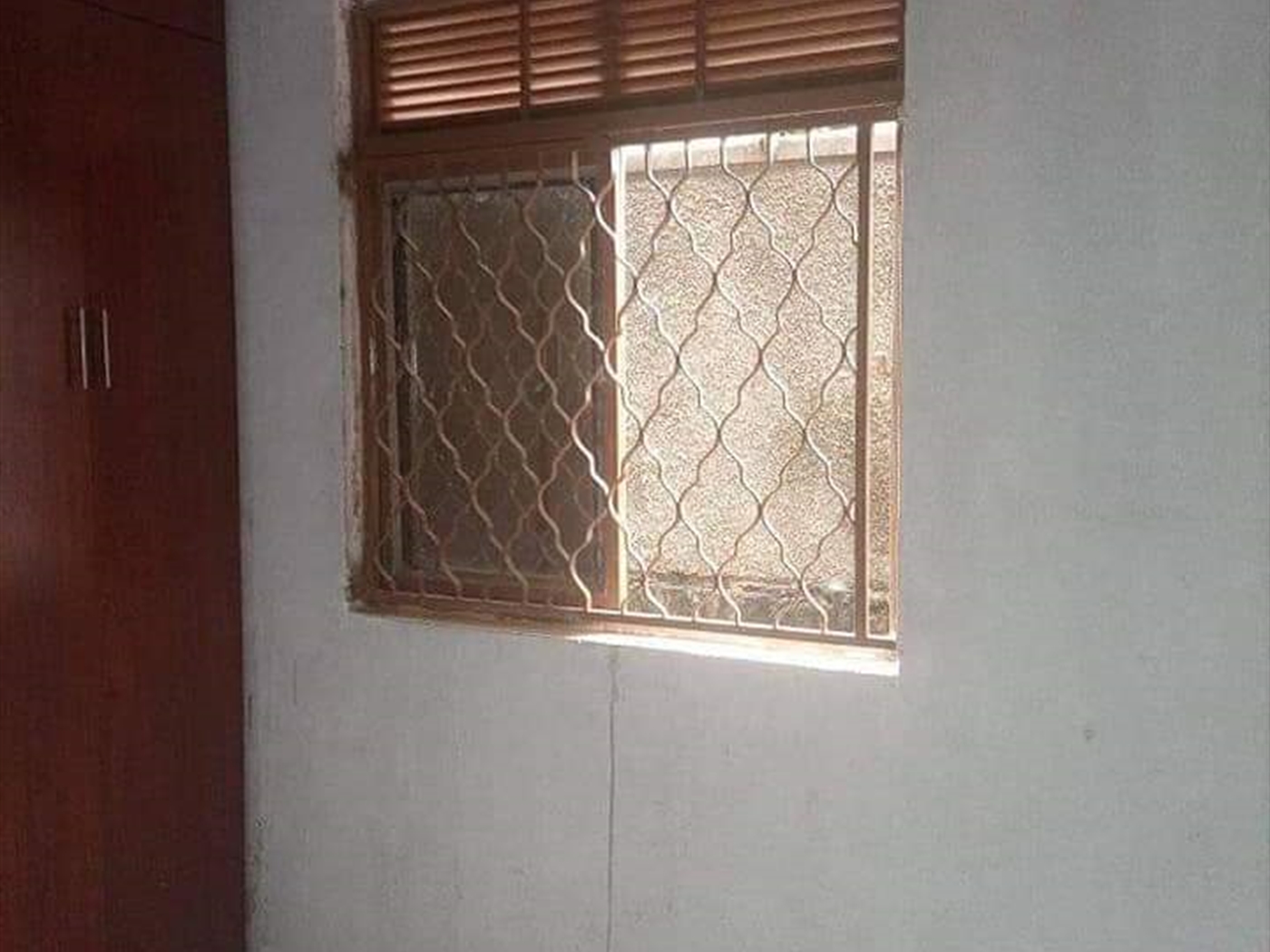 Semi Detached for rent in Makindye Kampala