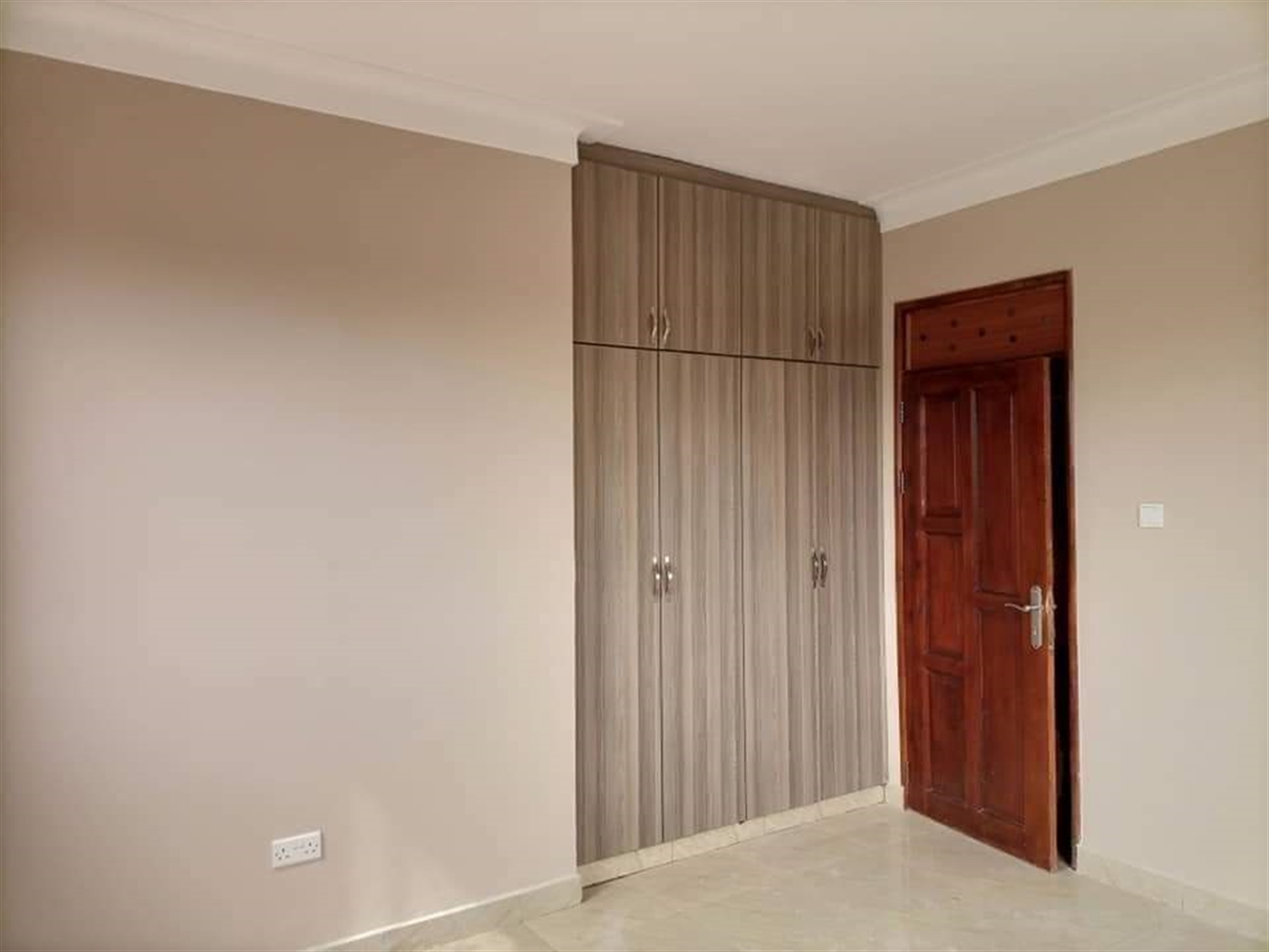 Apartment for rent in Kisaasi Kampala