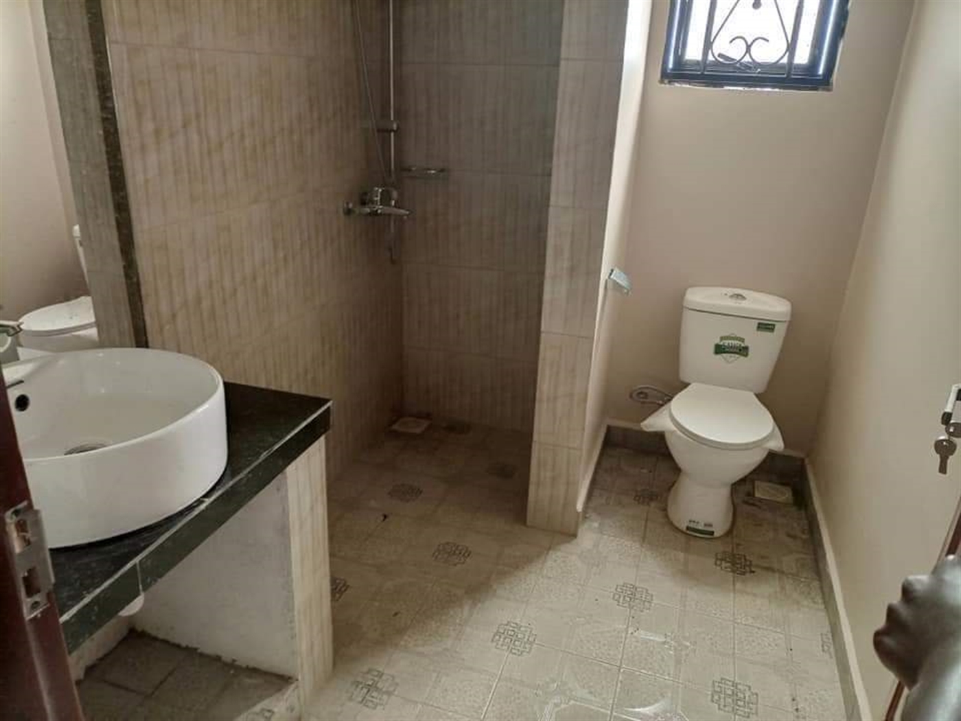 Apartment for rent in Kisaasi Kampala