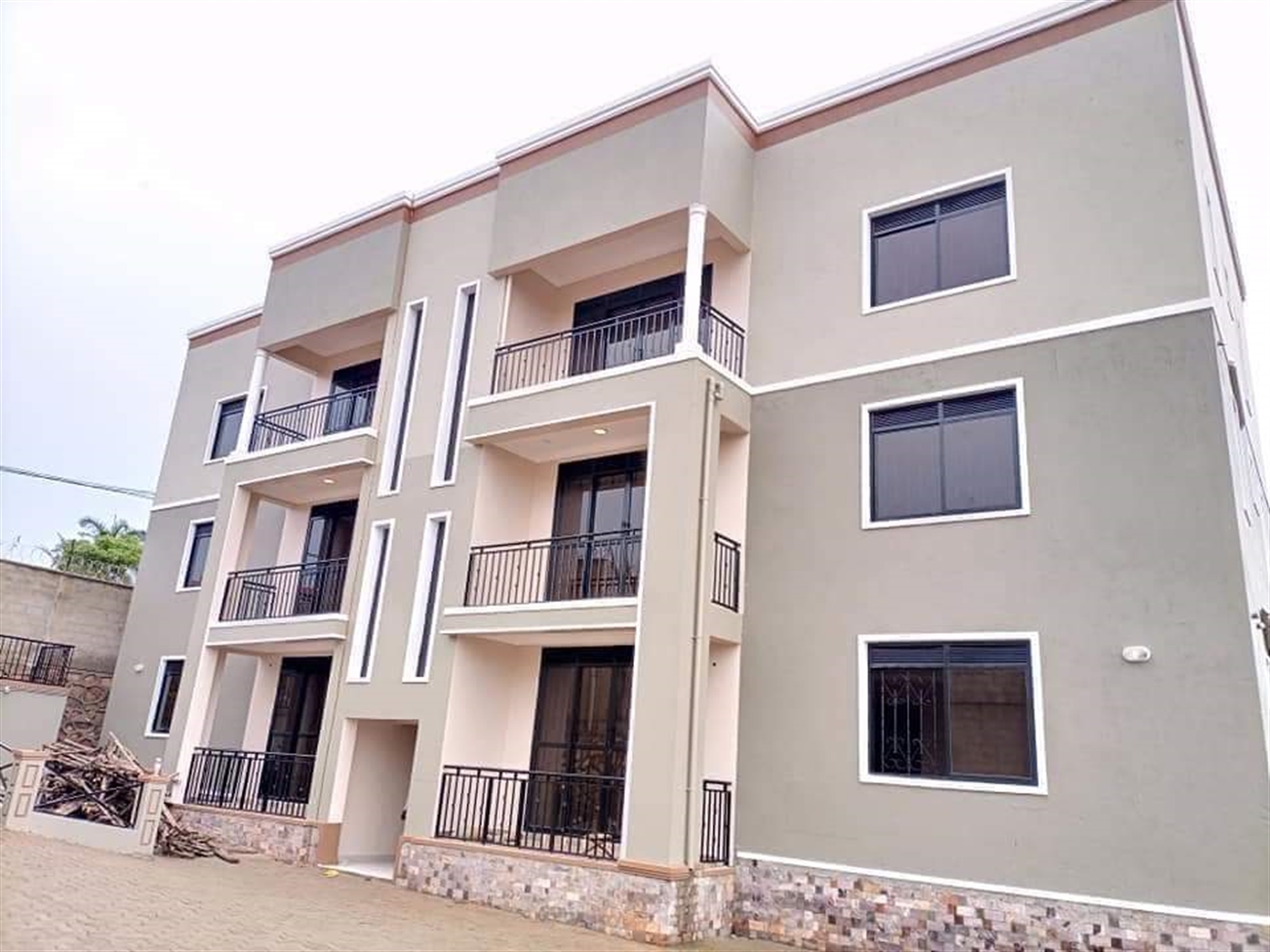 Apartment for rent in Kisaasi Kampala