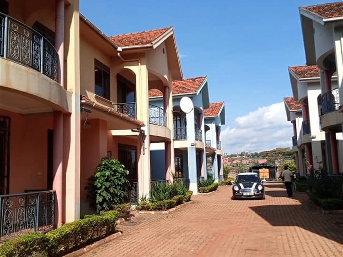 Town House for rent in Bugoloobi Kampala