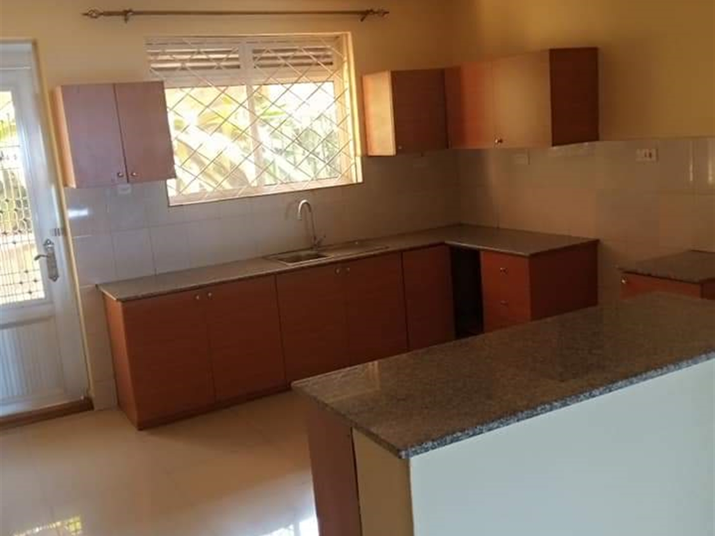 Duplex for rent in Buziga Kampala