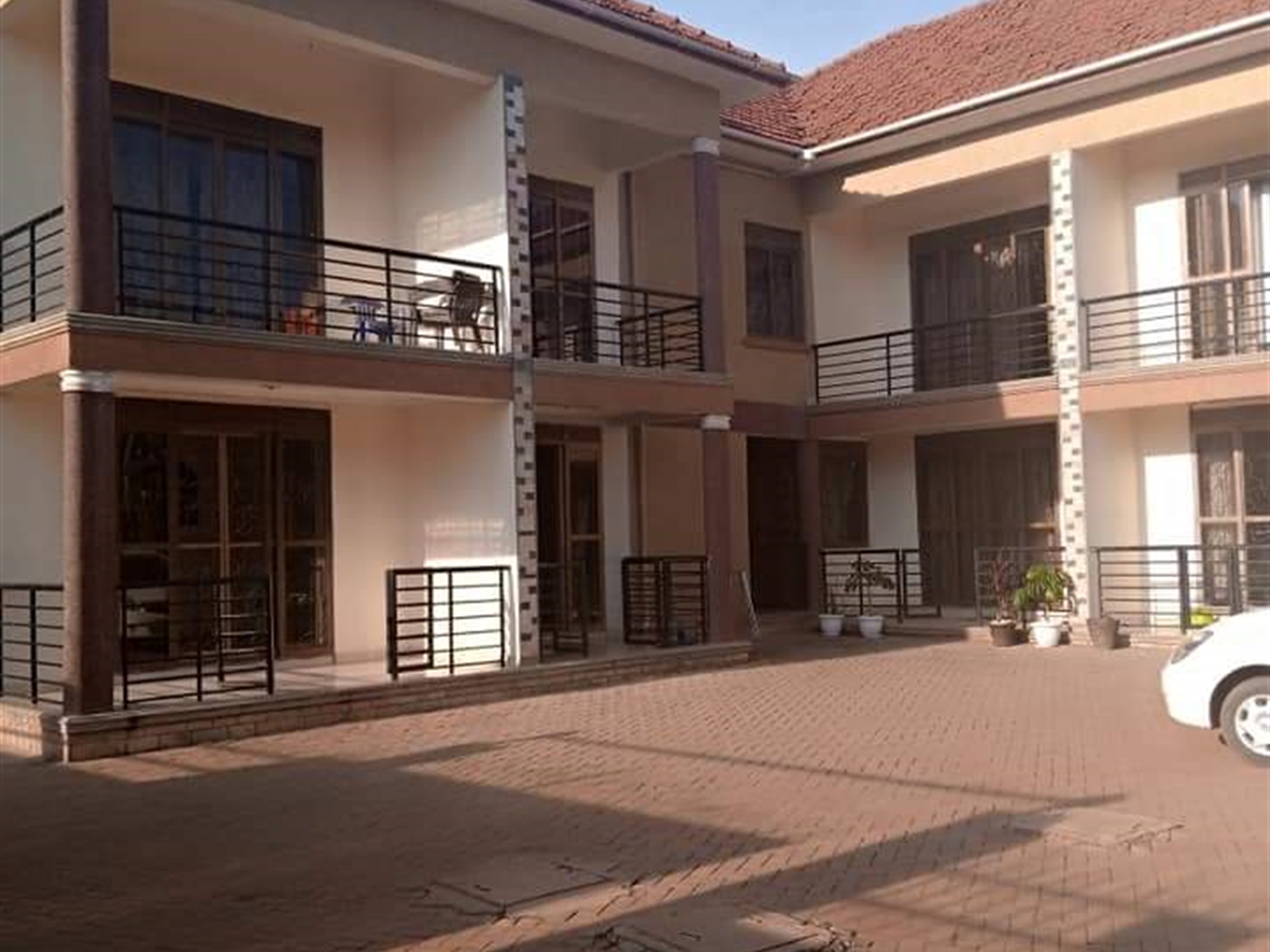 Duplex for rent in Bbunga Kampala