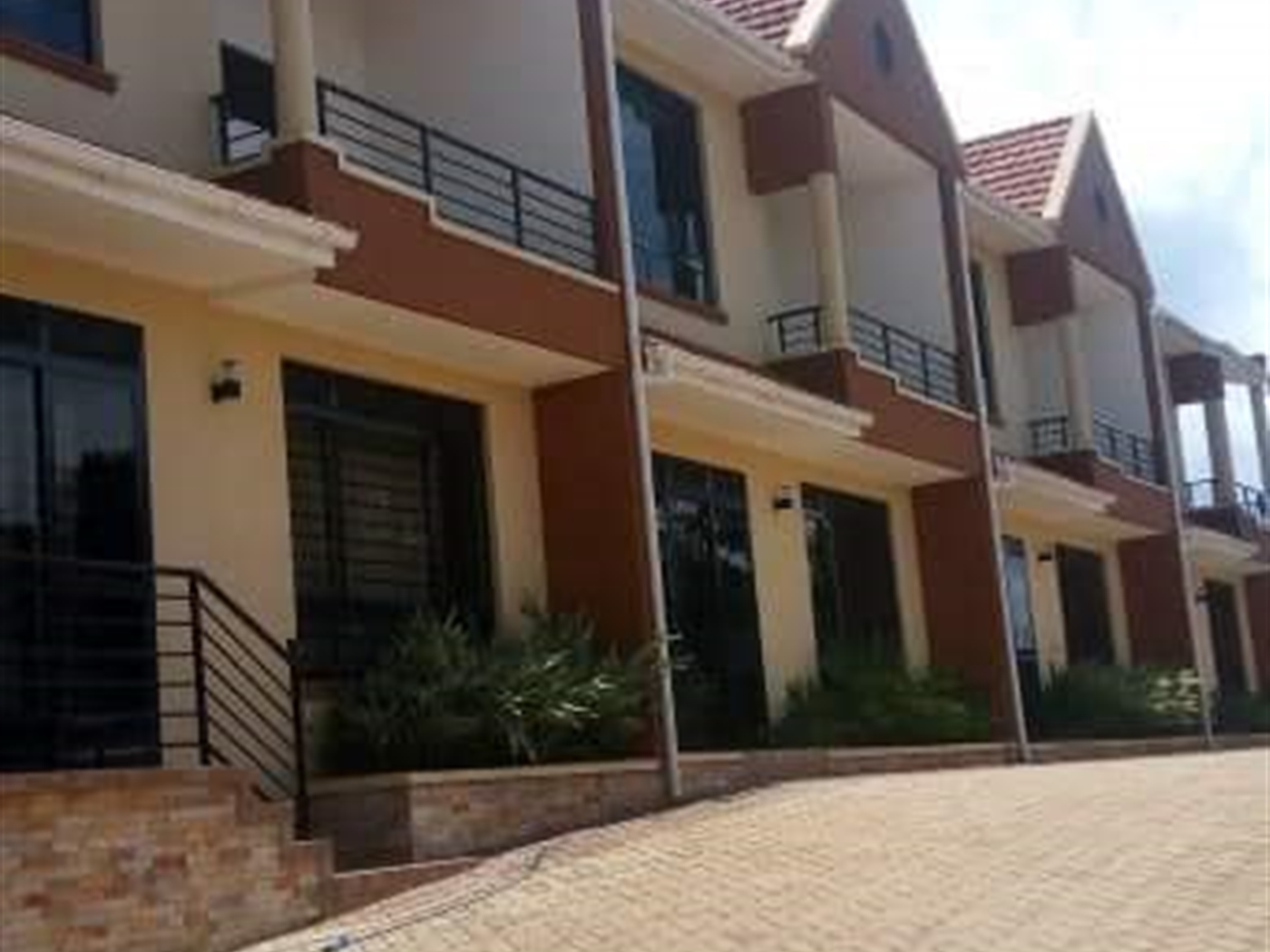 Duplex for rent in Buziga Kampala