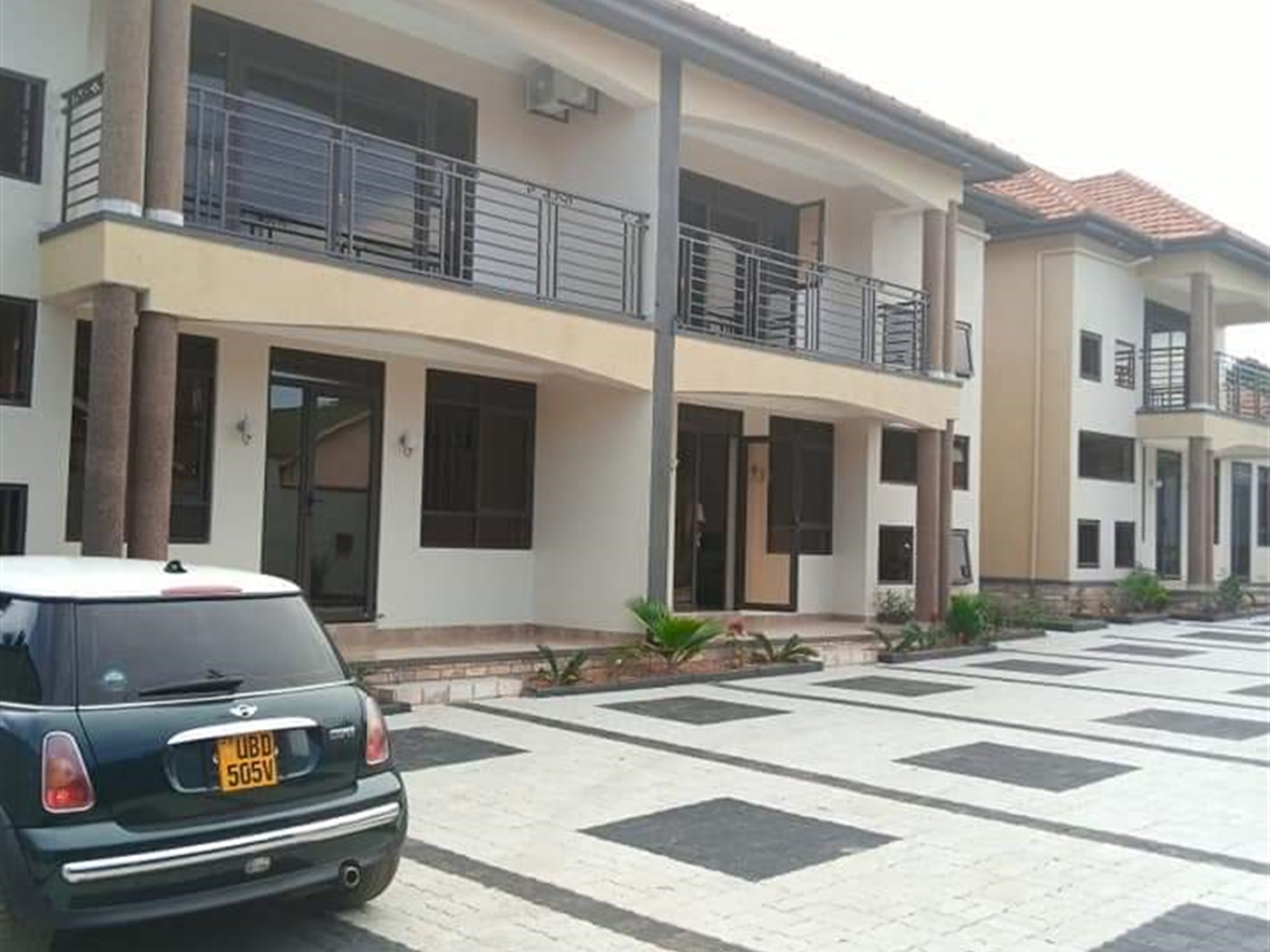 Town House for rent in Muyenga Kampala