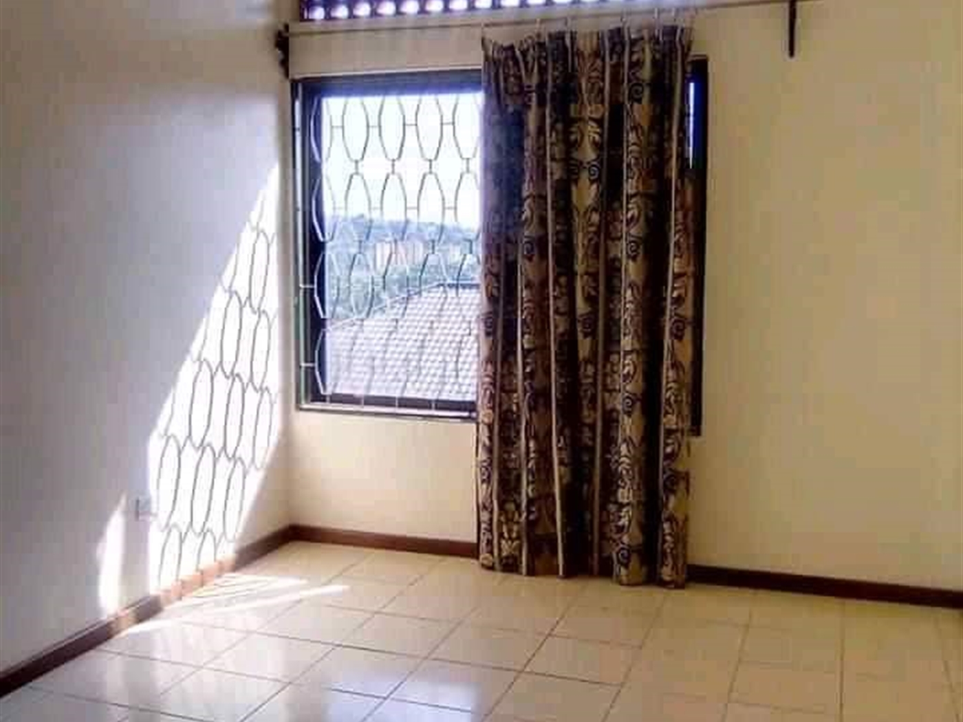 Duplex for rent in Naguru Kampala