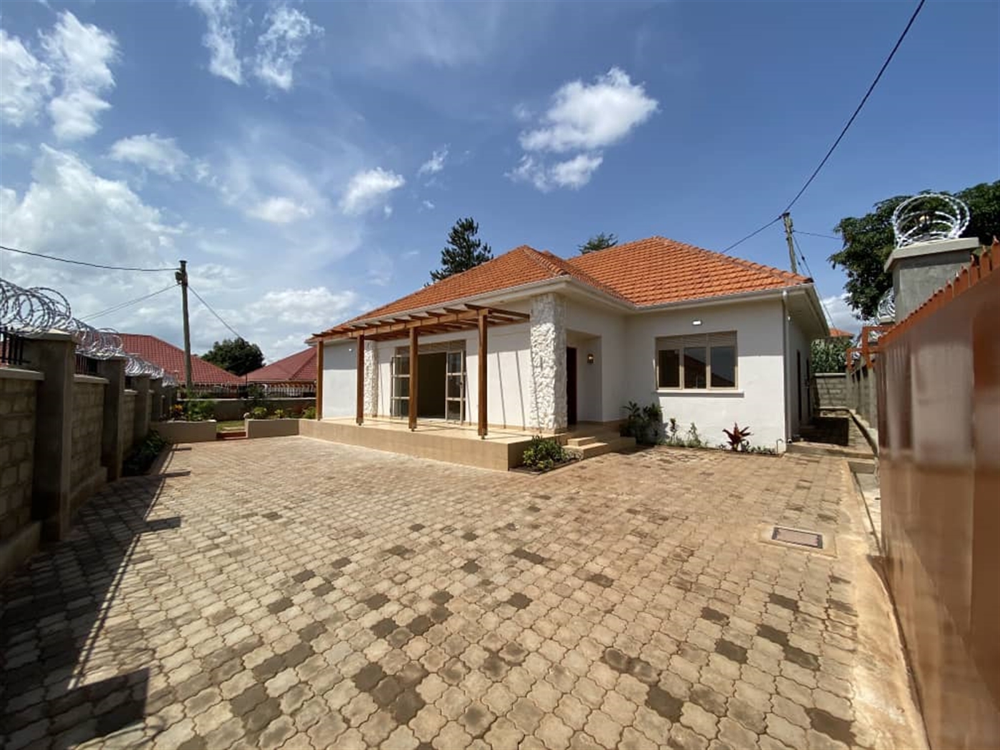 Bungalow for sale in Kira Wakiso