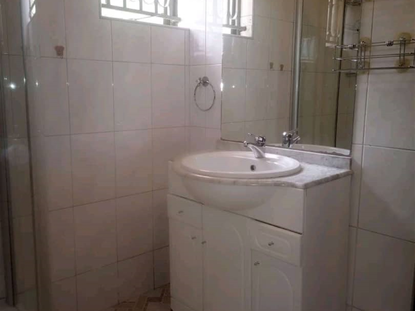 Storeyed house for rent in Mutungo Kampala