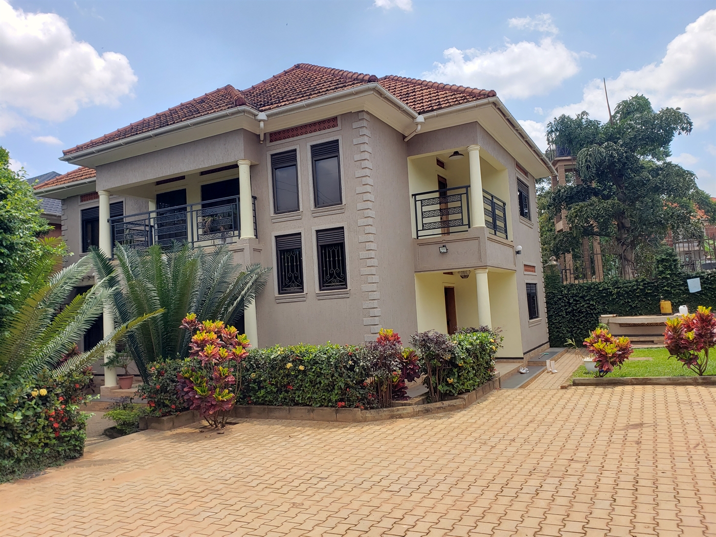 Storeyed house for rent in Najjera Kampala