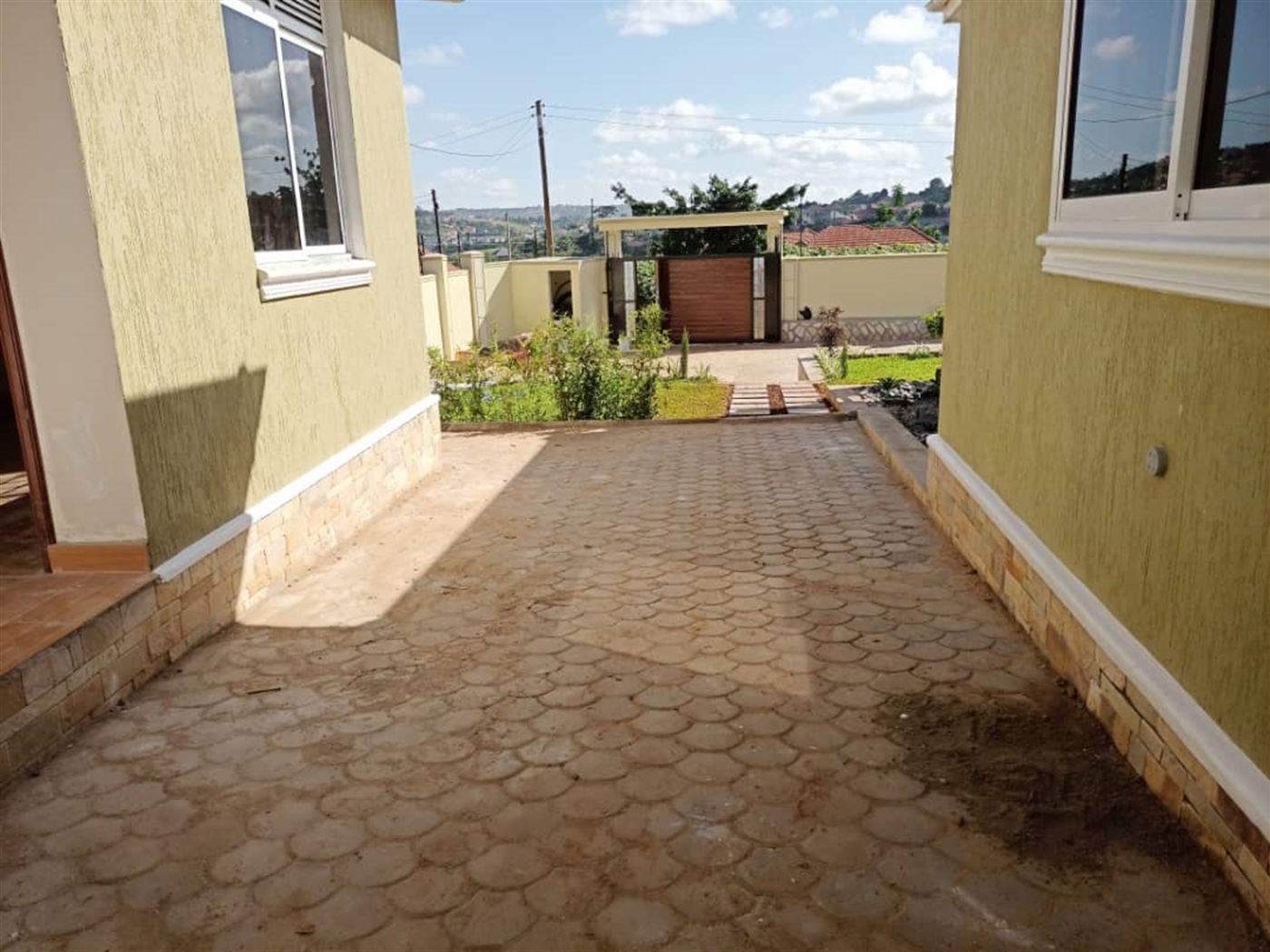 Bungalow for sale in Akright Wakiso