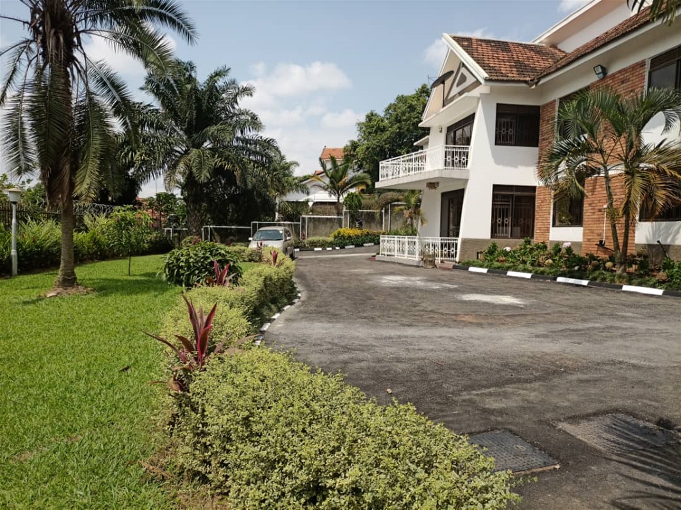 Mansion for rent in Naguru Kampala