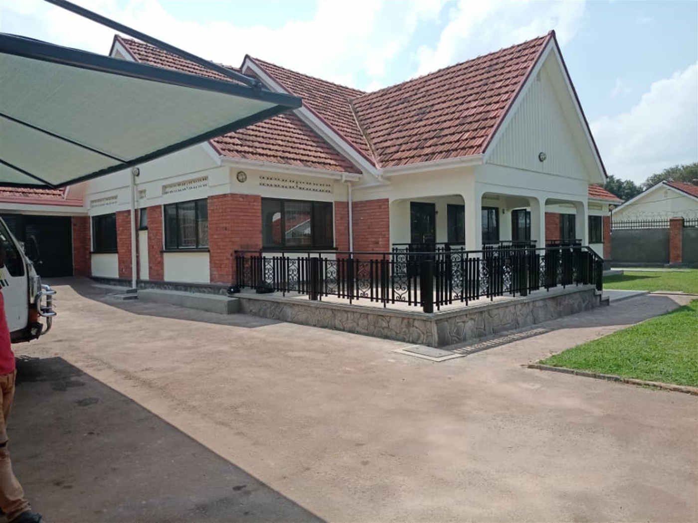 Bungalow for rent in Naguru Kampala