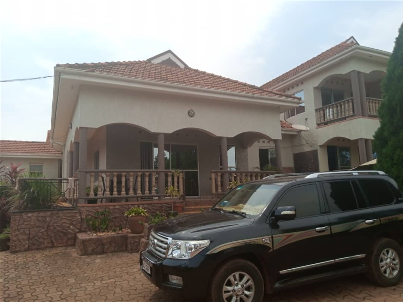 Storeyed house for rent in Ntinda Kampala