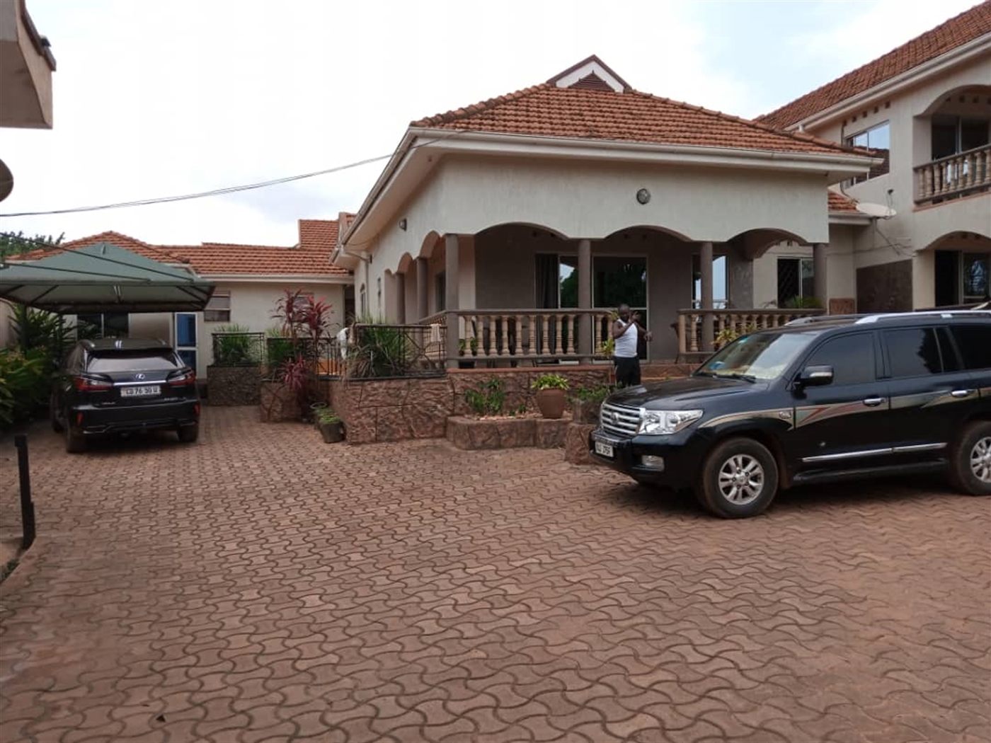 Storeyed house for rent in Ntinda Kampala