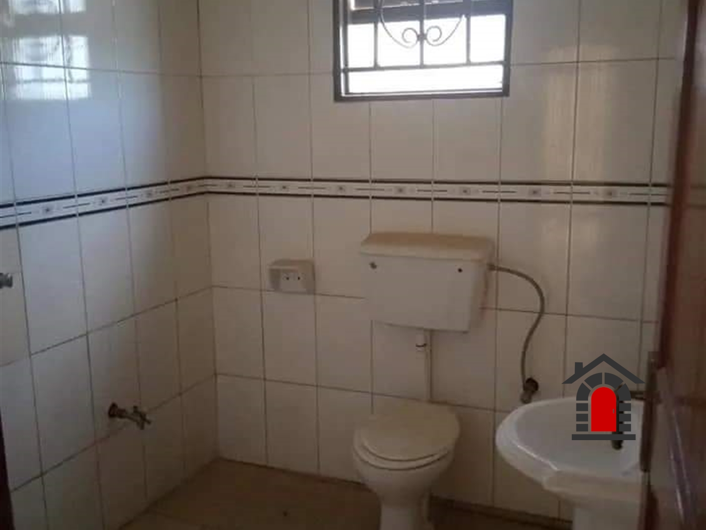 Semi Detached for rent in Kisaasi Kampala