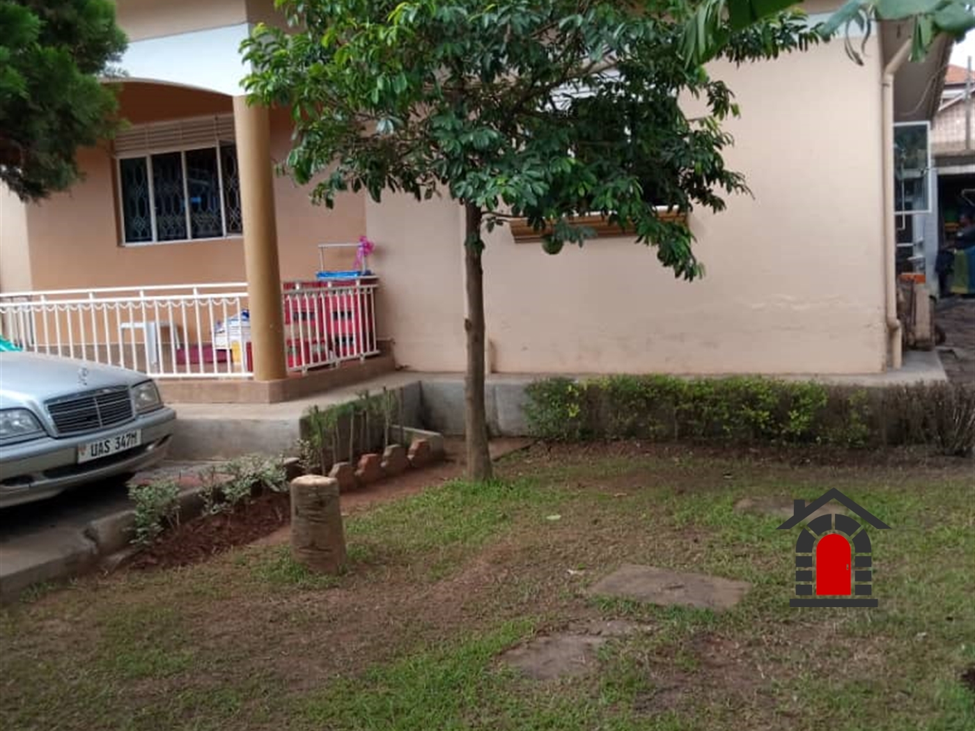 Bungalow for sale in Kiwaatule Kampala