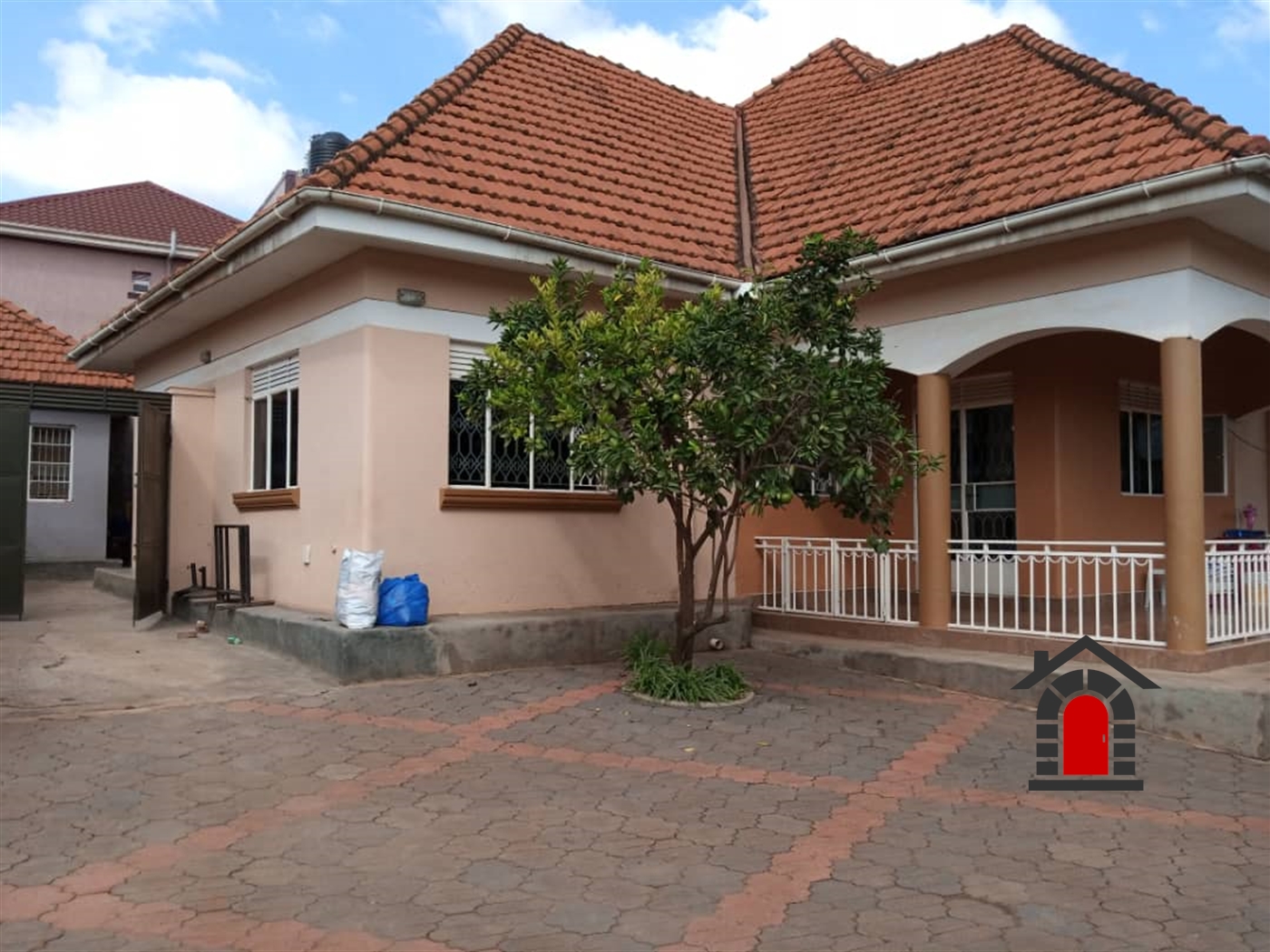 Bungalow for sale in Kiwaatule Kampala