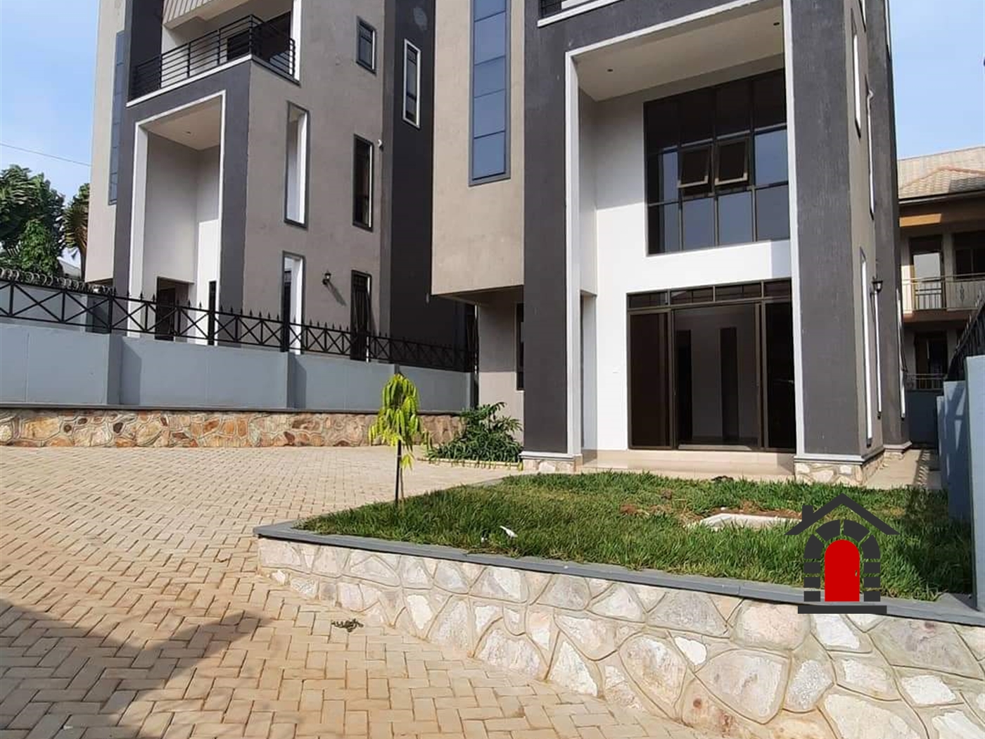 Town House for rent in Kyanja Kampala