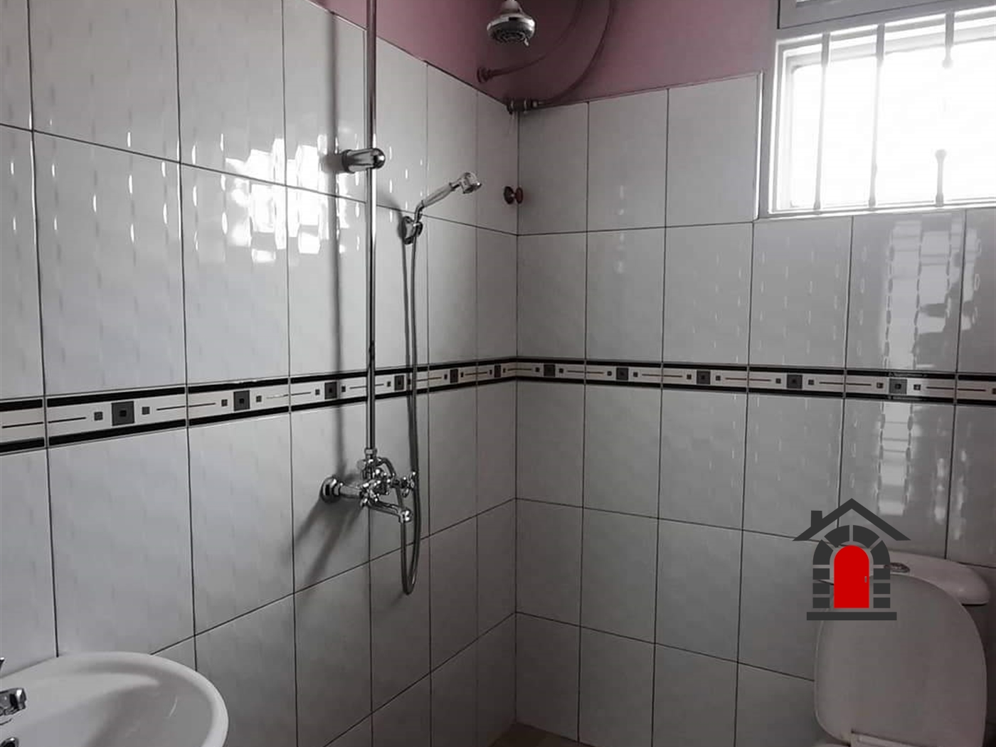 Apartment for rent in Kisaasi Kampala