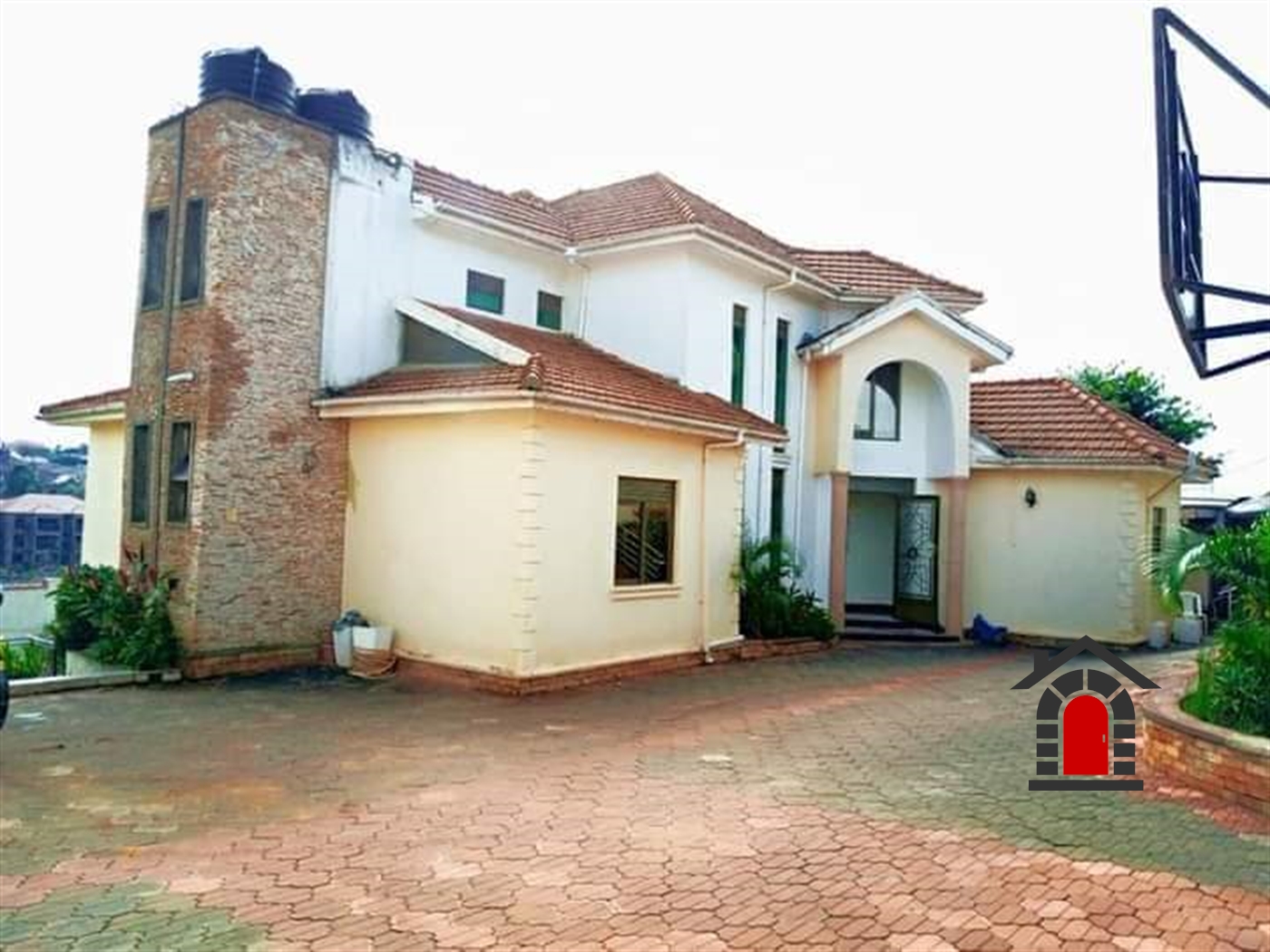 Mansion for sale in Kulambilo Kampala