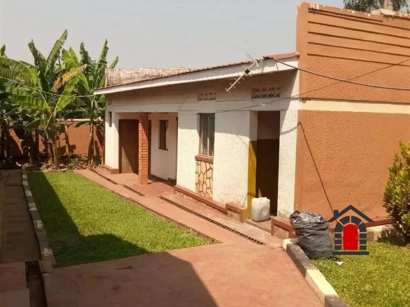 Bungalow for rent in Kisaasi Kampala