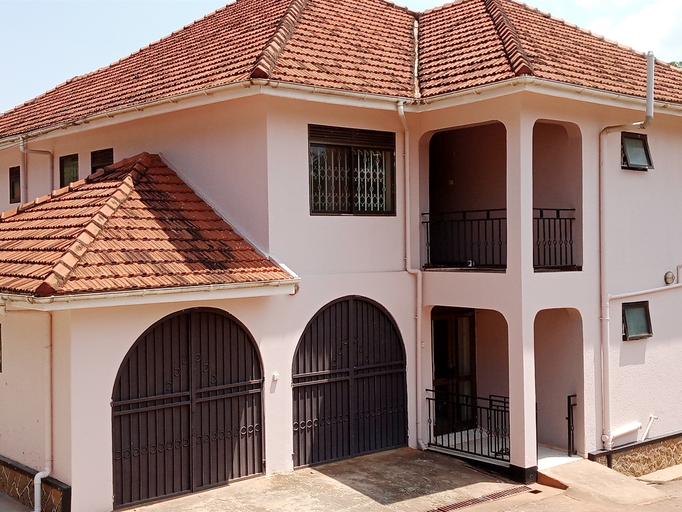 Duplex for rent in Naguru Kampala