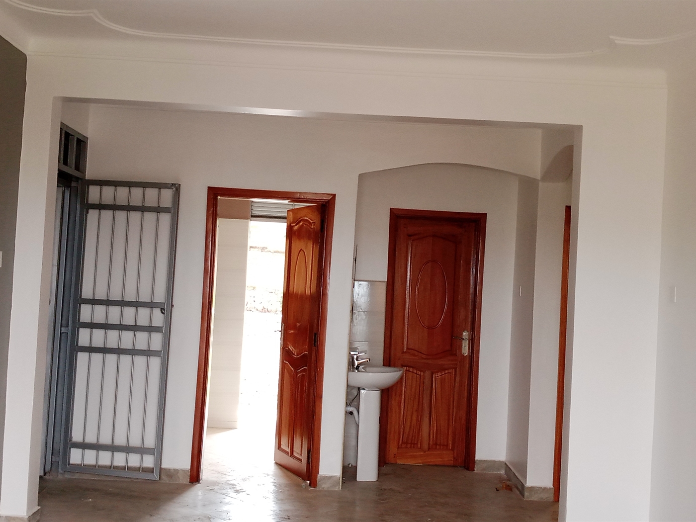 Bungalow for rent in Kololo Kampala