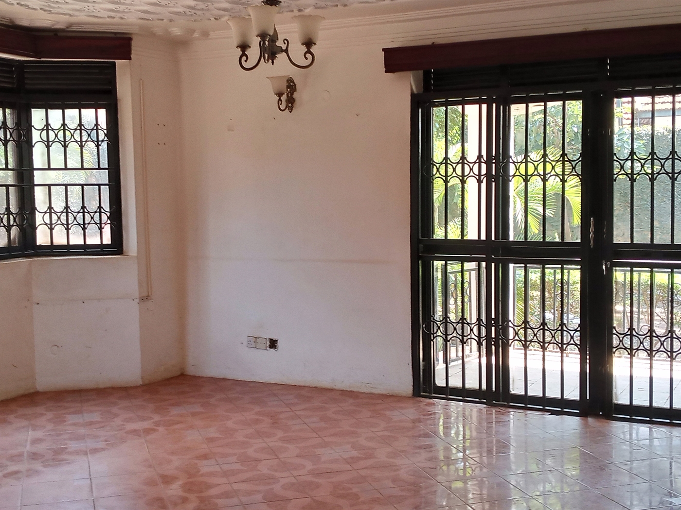 Duplex for rent in Ntinda Kampala