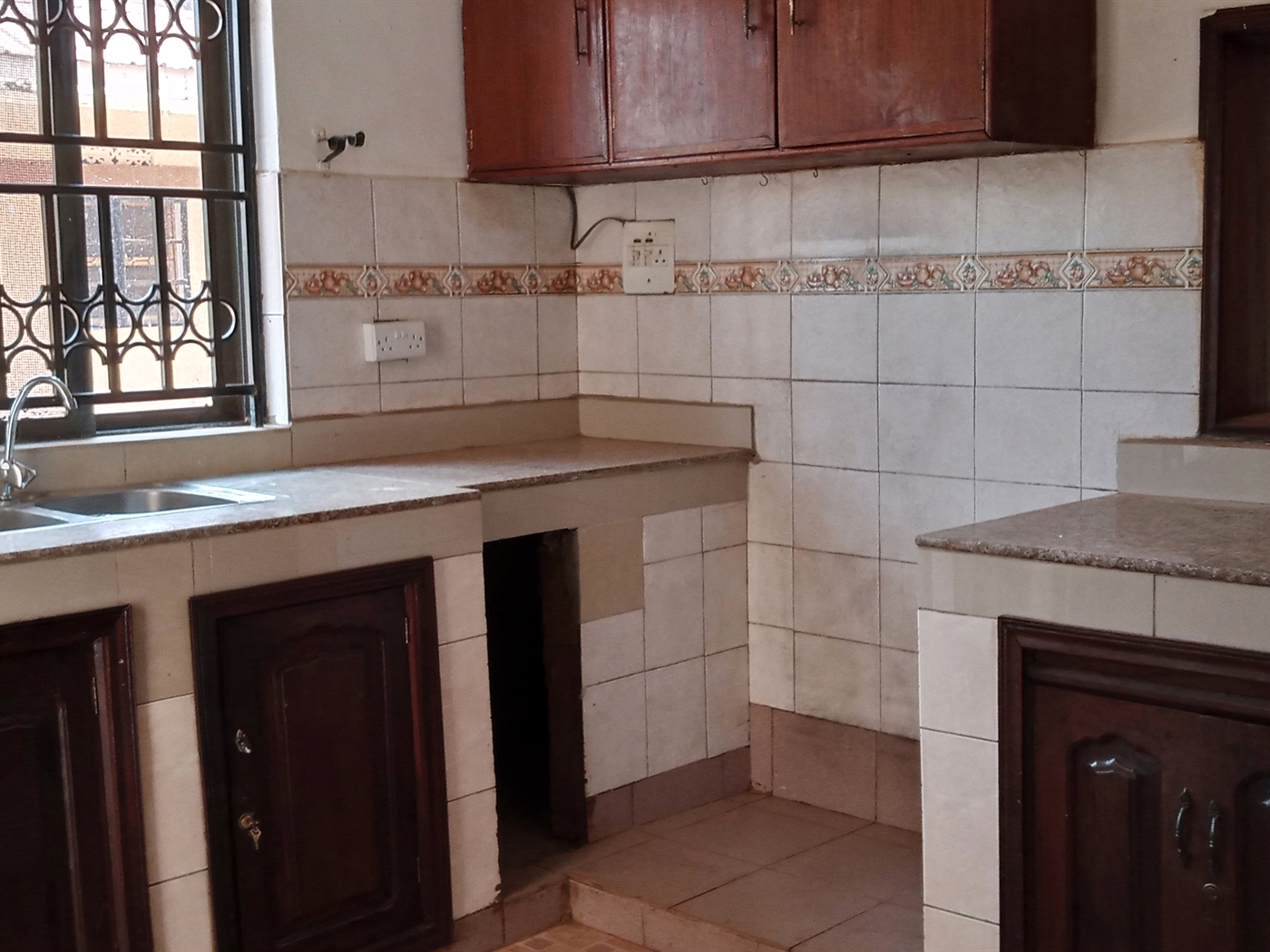 Duplex for rent in Ntinda Kampala