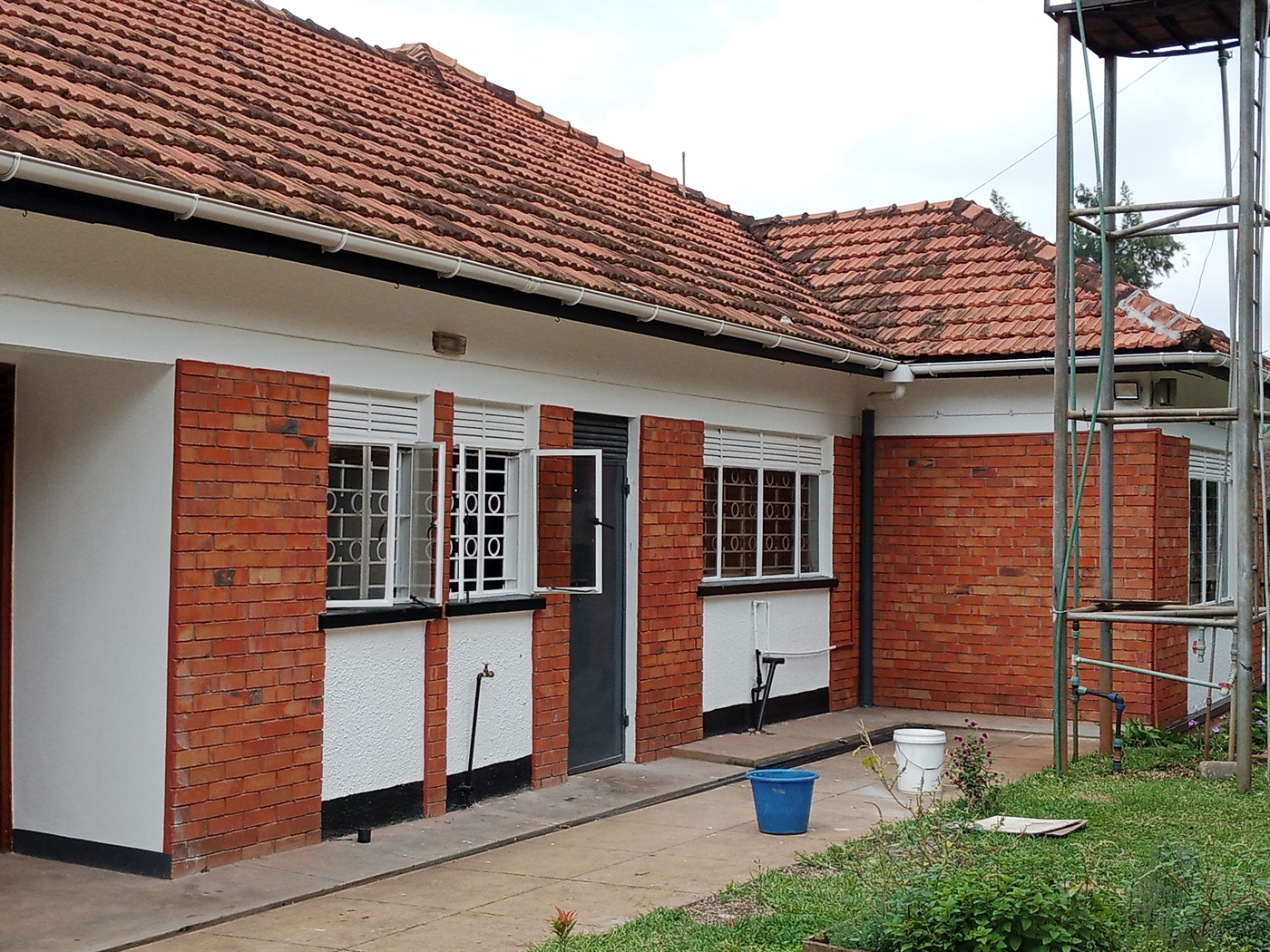 Bungalow for rent in Naguru Kampala