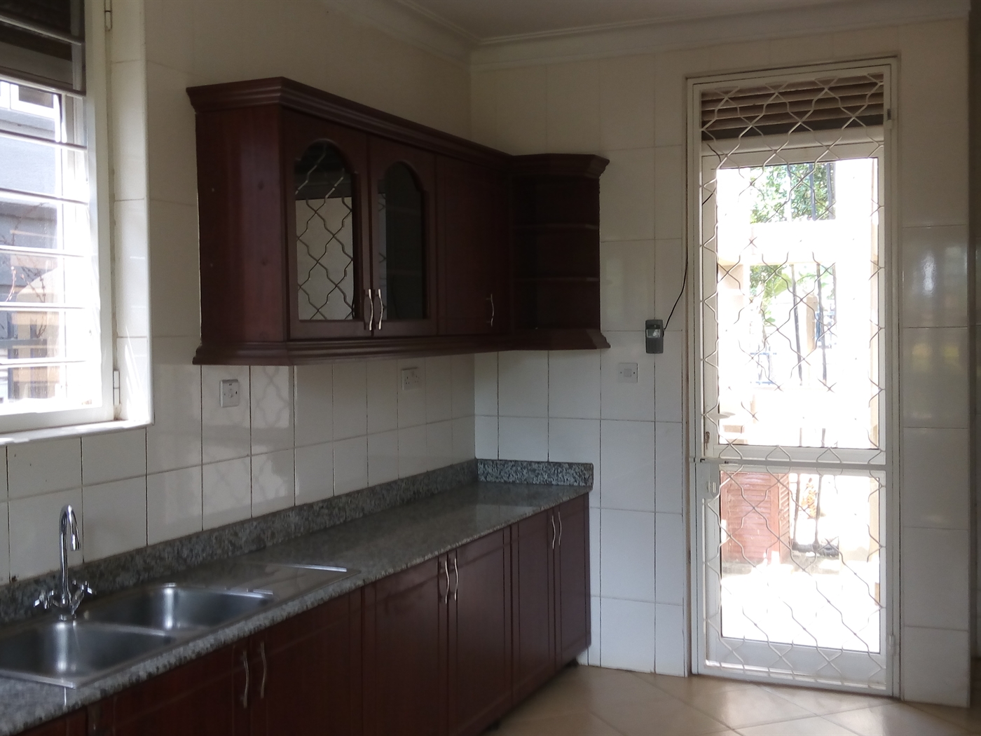 Duplex for rent in Ntinda Kampala