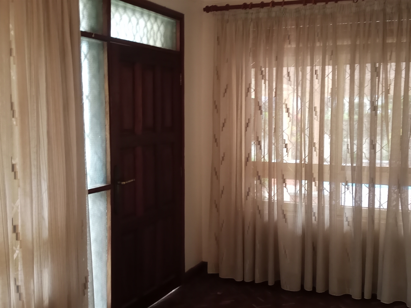 Duplex for rent in Naguru Kampala