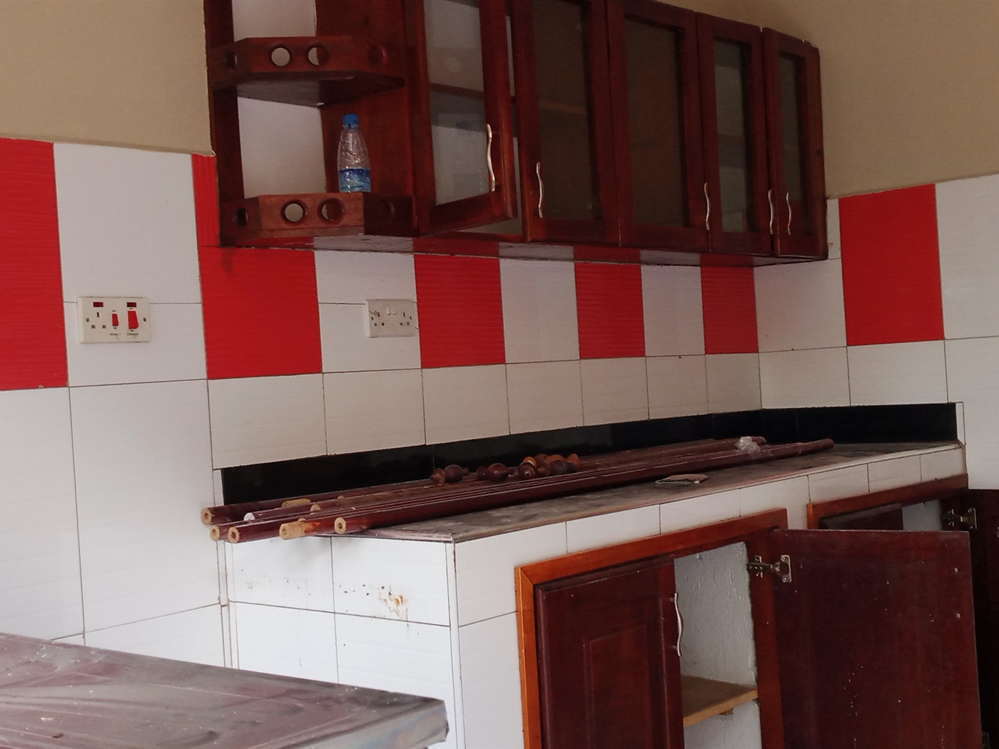 Semi Detached for rent in Kulambilo Kampala