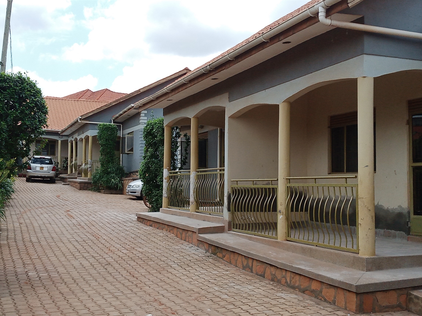 Semi Detached for rent in Kulambilo Kampala