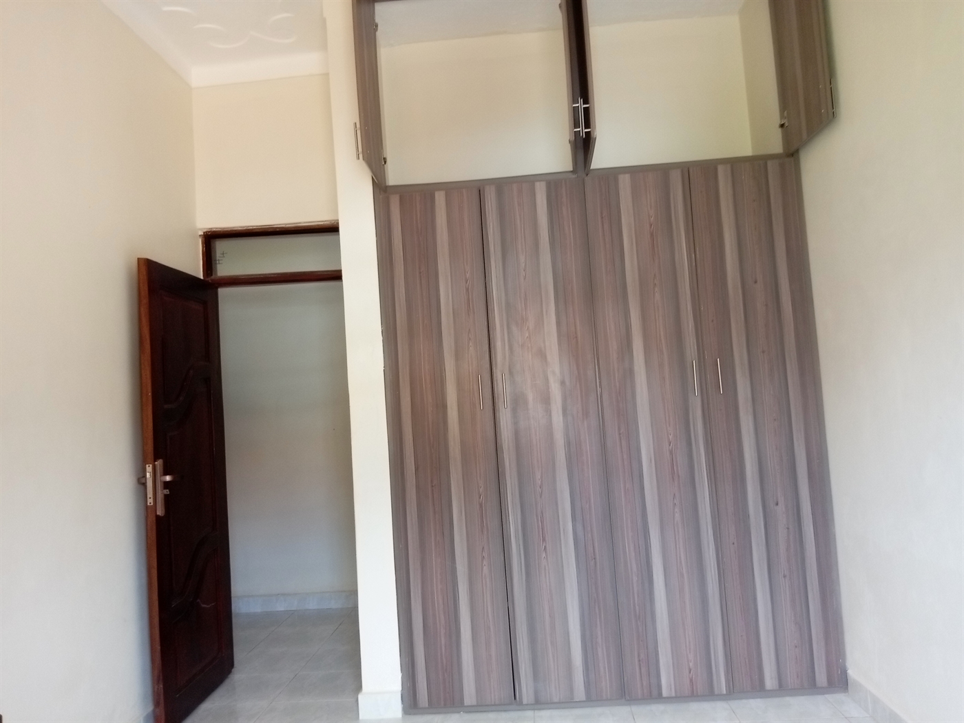 Town House for rent in Buwaate Wakiso
