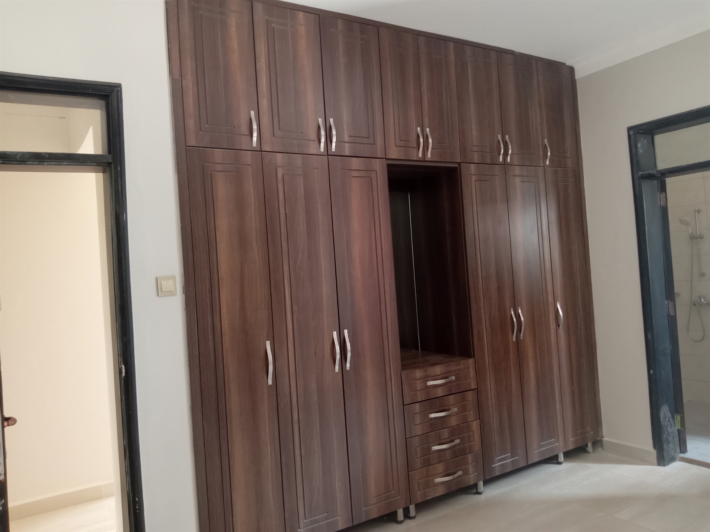 Apartment for rent in Kisaasi Kampala