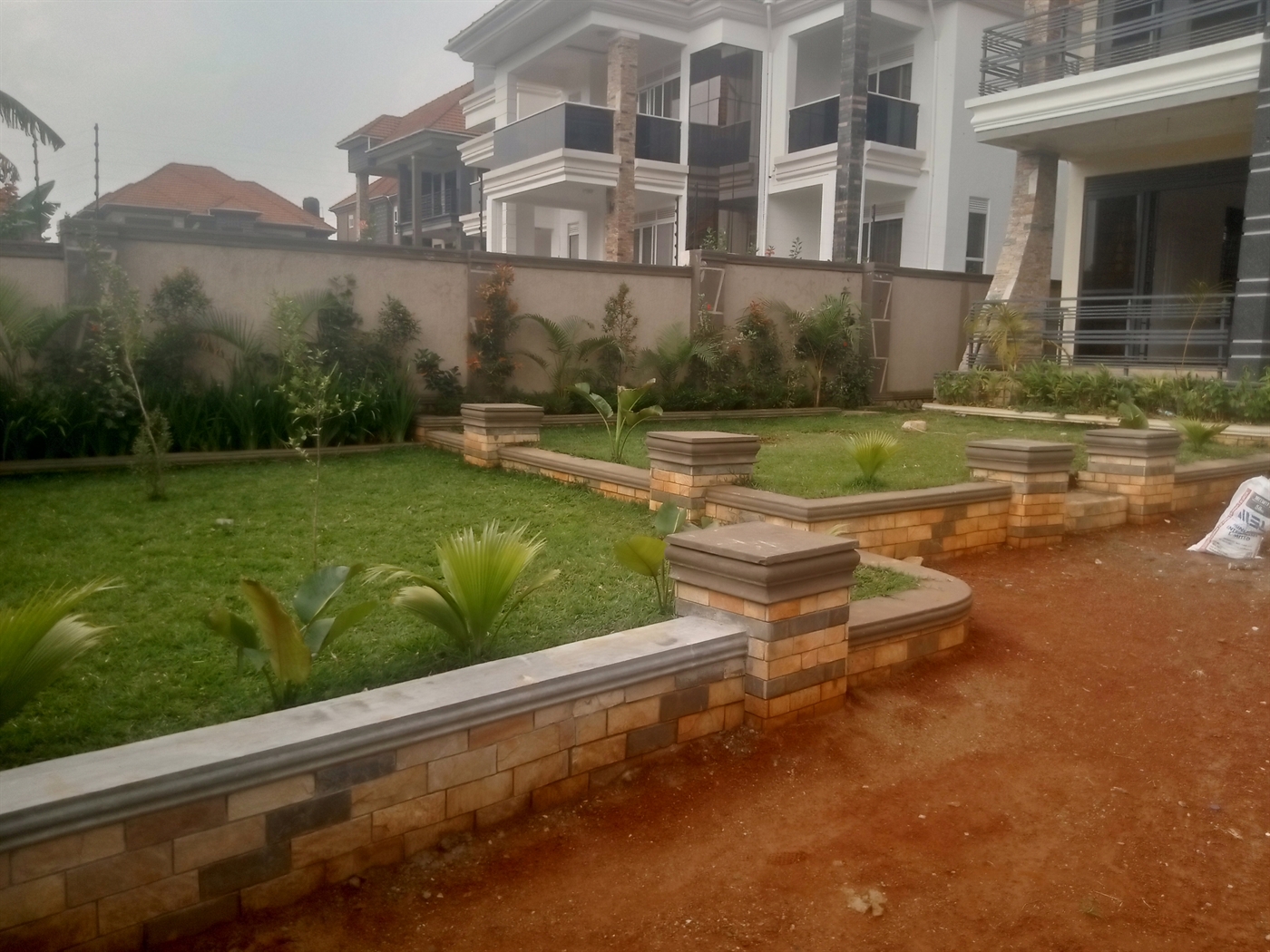 Duplex for sale in Kulambilo Kampala