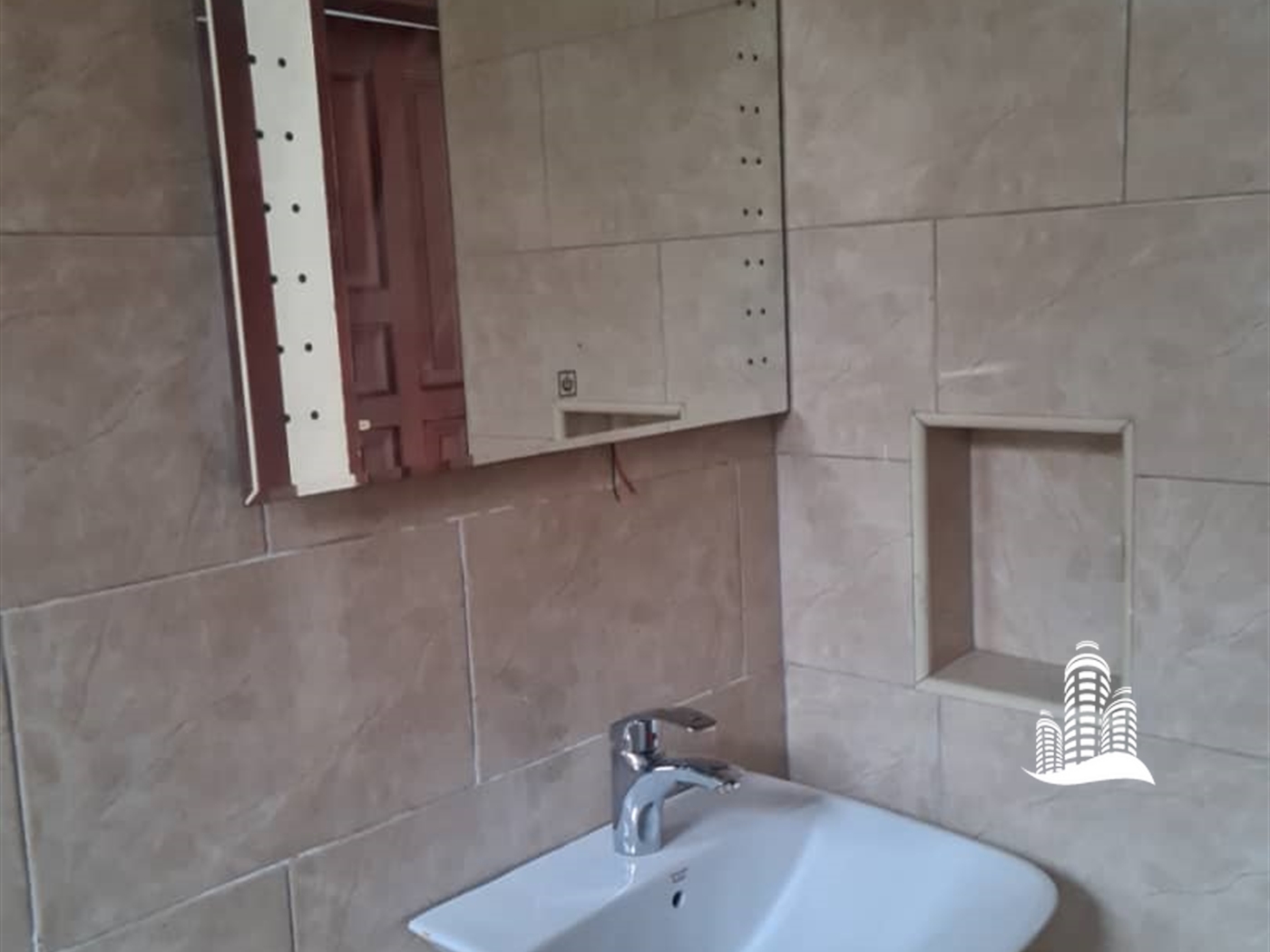 Apartment for sale in Kiwaatule Wakiso