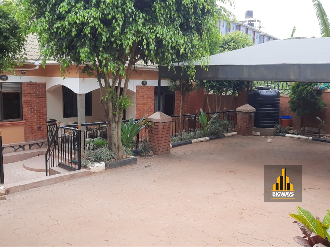 Bungalow for sale in Kyanja Wakiso